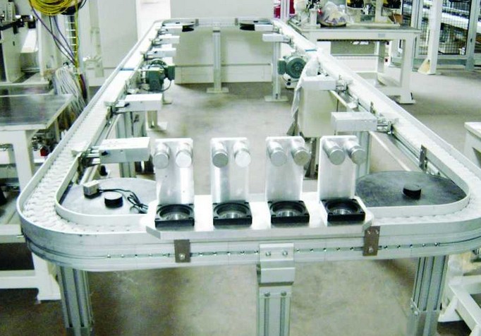 鏈板輸送機(jī)物料選擇及選型注意事項(xiàng)