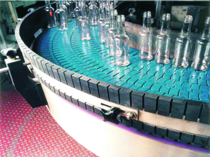 簡述鏈板輸送機(jī)的轉(zhuǎn)彎輸送系統(tǒng)