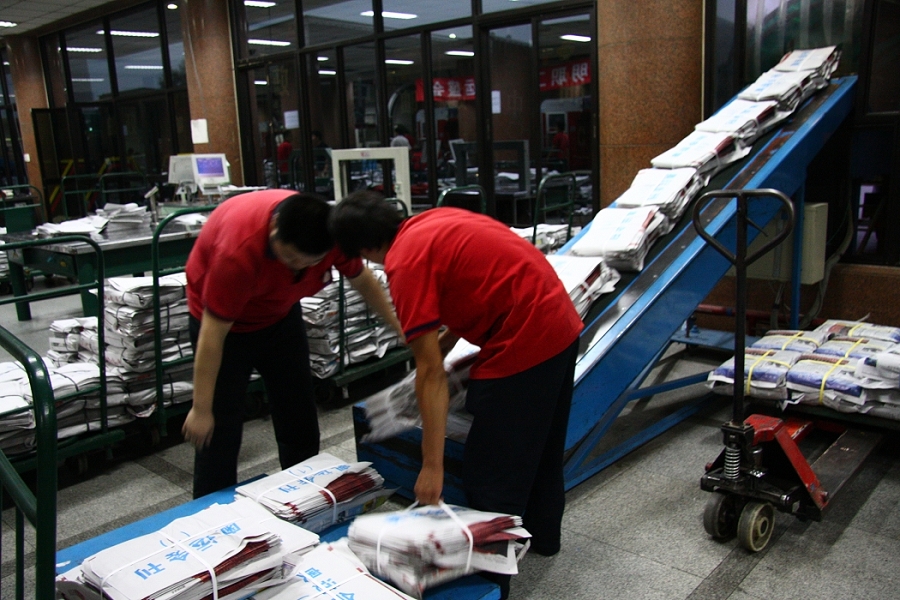 優(yōu)質(zhì)墊片攜手郵政皮帶輸送機械設備