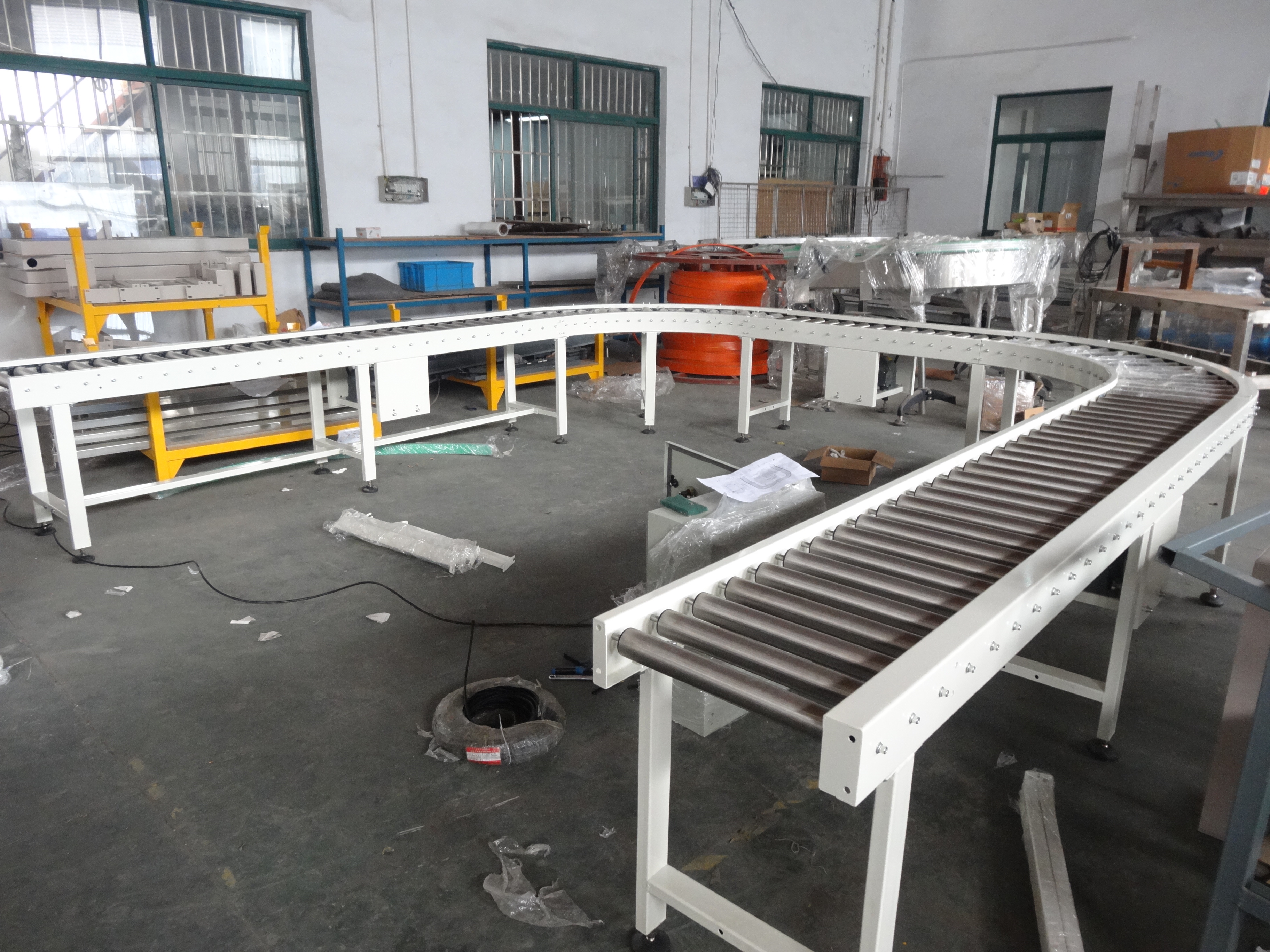 分析自由滾筒輸送機(jī)智能化、高效化的應(yīng)用